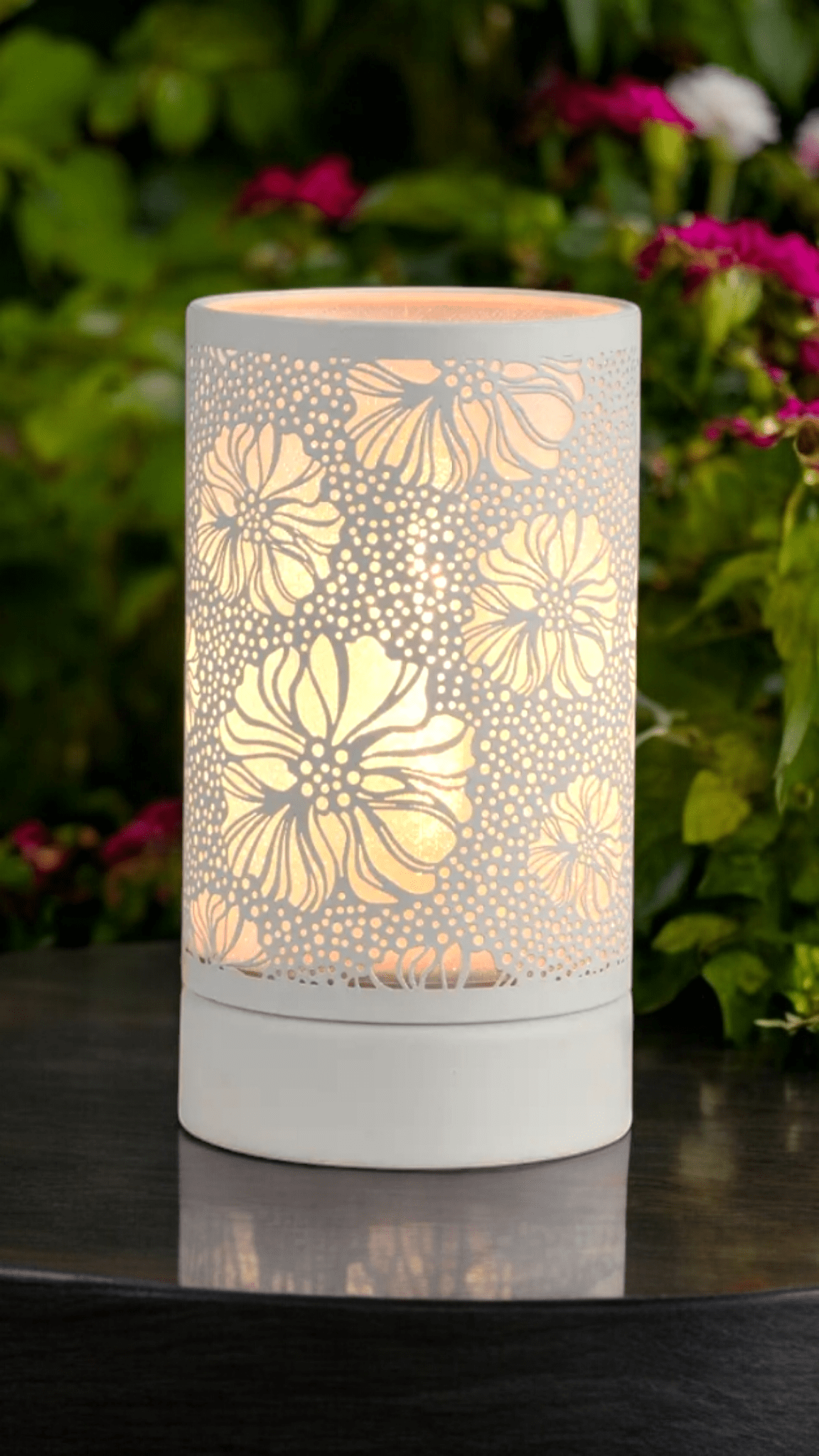 White Flower - WaxettyWhite FlowerWax Warmer